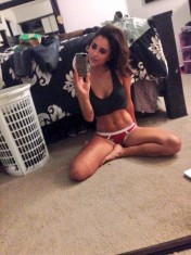 Selfies with Perfect Bodies 12