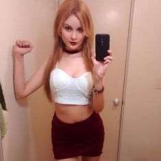 Sexy Ginger Selfie